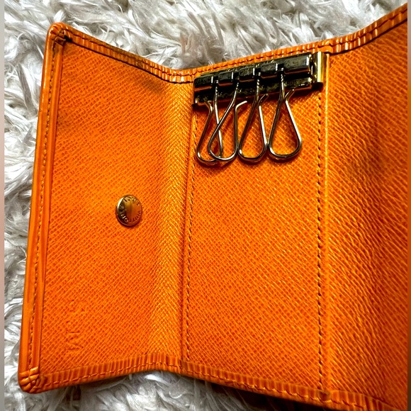 LOUIS VUITTON Multicles 4 key holder case Epi Orange - Picture 4 of 10